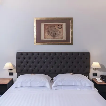 贝斯特韦斯特广场酒店 4* 佩斯卡拉